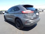 Used 2022 Ford Edge SE image 4