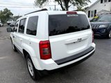 Used 2014 Jeep Patriot Sport image 2