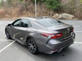 Used 2021 Toyota Camry SE image 3
