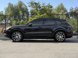 Used 2019 Porsche Cayenne Turbo image 2