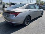Used 2021 Hyundai Elantra SEL w/ Convenience Package image 3