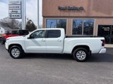 Used 2023 Nissan Frontier SV w/ Technology Package image 3