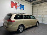 Used 2012 Toyota Sienna LE image 3