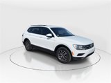 Used 2018 Volkswagen Tiguan SE image 2