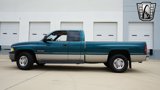 Used 1998 Dodge Ram 2500 Truck 2WD Quad Cab image 3