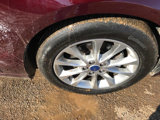 Used 2017 Ford Fusion SE w/ Fusion SE Technology Package image 3