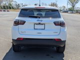 Used 2023 Jeep Compass Latitude image 5