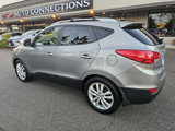 Used 2011 Hyundai Tucson Limited image 5
