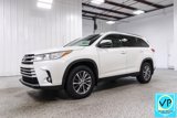 Used 2019 Toyota Highlander XLE image 3