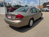 Used 2005 Ford Taurus SEL image 6
