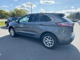 Used 2023 Ford Edge SEL image 3