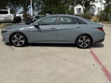 Used 2021 Hyundai Elantra Limited image 3