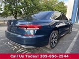 Used 2022 Volkswagen Passat 2.0T SE image 2