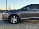 Used 2017 Ford Fusion S image 2