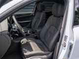 Certified 2025 Porsche Macan image 5