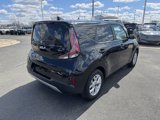 Used 2024 Kia Soul S image 3