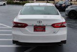 Used 2020 Toyota Camry LE image 6