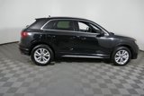 Used 2023 Audi Q3 2.0T Premium image 2