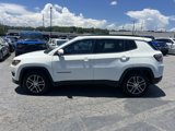 Used 2019 Jeep Compass Latitude image 4