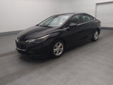 Used 2017 Chevrolet Cruze LT image 2