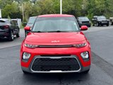Used 2022 Kia Soul LX image 2