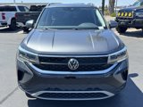 Used 2023 Volkswagen Taos SE w/ Panoramic Sunroof Package image 3