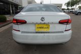 Used 2022 Volkswagen Passat 2.0T SE image 5
