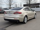 Used 2019 Ford Fusion SE image 2