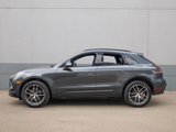 Certified 2024 Porsche Macan image 2