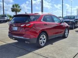 Used 2020 Chevrolet Equinox LT image 2