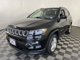 Used 2022 Jeep Compass Latitude image 3