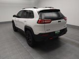 Used 2017 Jeep Cherokee Trailhawk image 5