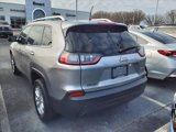 Used 2019 Jeep Cherokee Latitude w/ Popular Appearance Group image 4