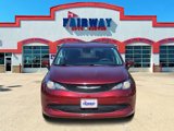 Used 2023 Chrysler Voyager LX image 2