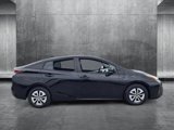 Used 2017 Toyota Prius Three image 4