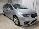 Used 2021 Chrysler Pacifica Limited image 3