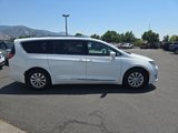 Used 2018 Chrysler Pacifica Touring-L image 4