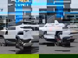 New 2025 Chevrolet Equinox LT image 3