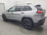 Used 2016 Jeep Cherokee Sport image 3