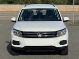 Used 2018 Volkswagen Tiguan Limited w/ Premium Package image 2
