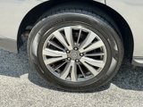 Used 2020 Nissan Pathfinder SL image 5