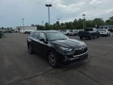 Used 2020 Toyota Highlander XLE image 4