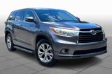Used 2015 Toyota Highlander LE image 2