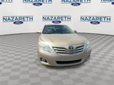 Used 2010 Toyota Camry XLE image 3