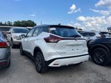 Used 2023 Nissan Kicks SV image 3