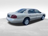 Used 2001 Lincoln Continental image 5