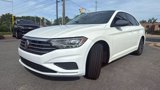 Used 2019 Volkswagen Jetta SE w/ Cold Weather Package image 3