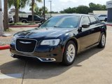 Used 2021 Chrysler 300 Touring L image 3