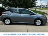 Used 2023 Nissan Leaf S image 2