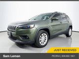 Used 2019 Jeep Cherokee Latitude w/ Popular Appearance Group image 3